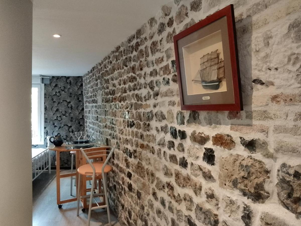 Apartamento La Tourterelle La Rivière-Saint-Sauveur Exterior foto